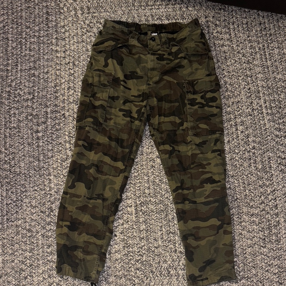 Men's Foot Locker Camouflage Cargo Pants